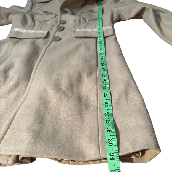 ❄️ Kenneth Cole Tan Coat 60% Wool - with branded buttons Size 8P - Picture 6 of 15